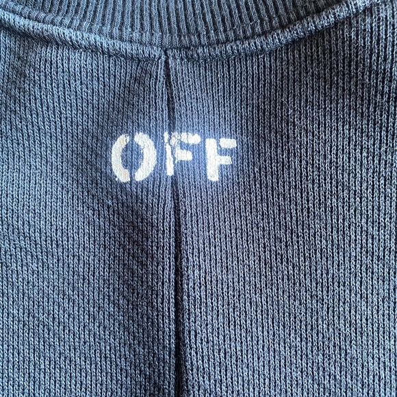 Off White Crew Neck - Picture 2 of 4